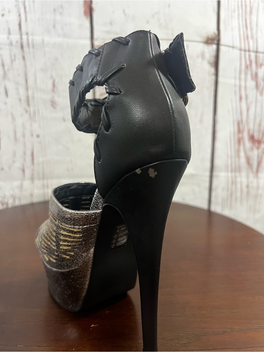 Michael Antonio Bronze Metallic Platform Sandal with Black Ankle Cuff 7 - Picture 10 of 10